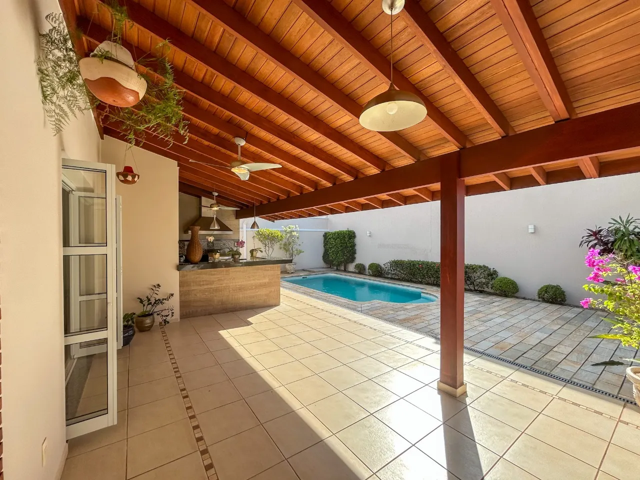 Casa à venda de 300 m² em Paulínia, SP, Brasil