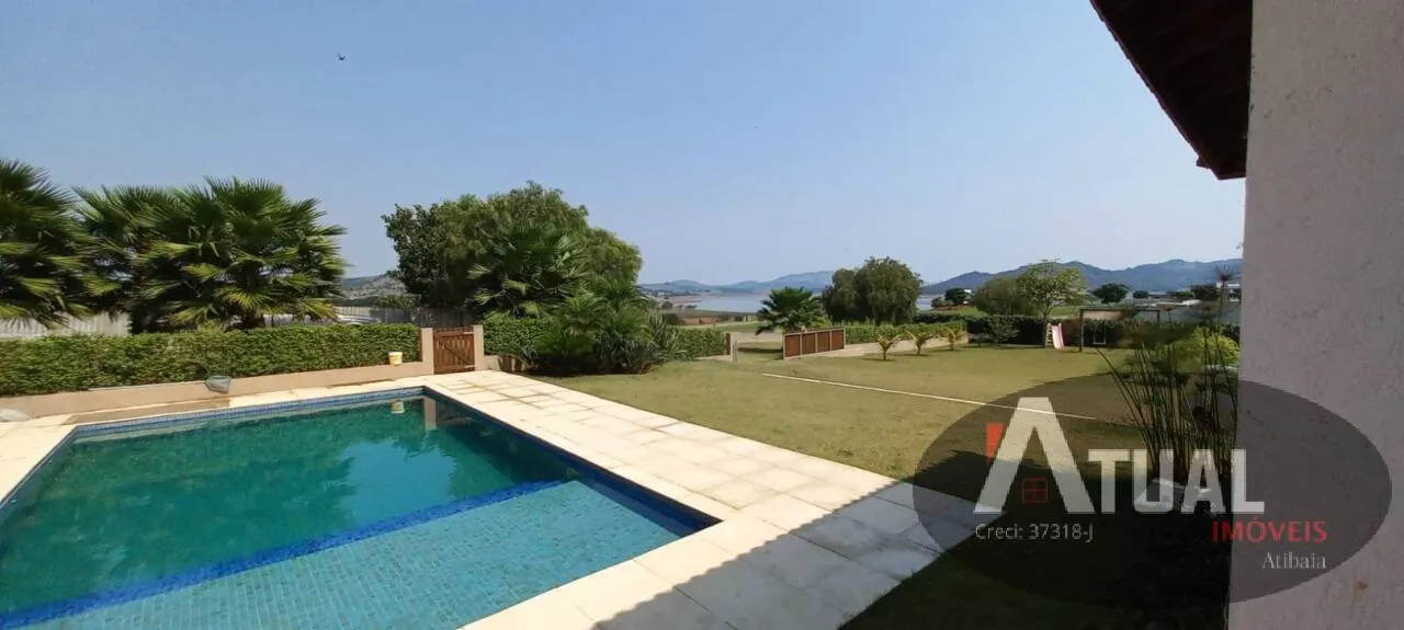 Casa à venda de 2.000 m² em Piracaia, SP, Brasil