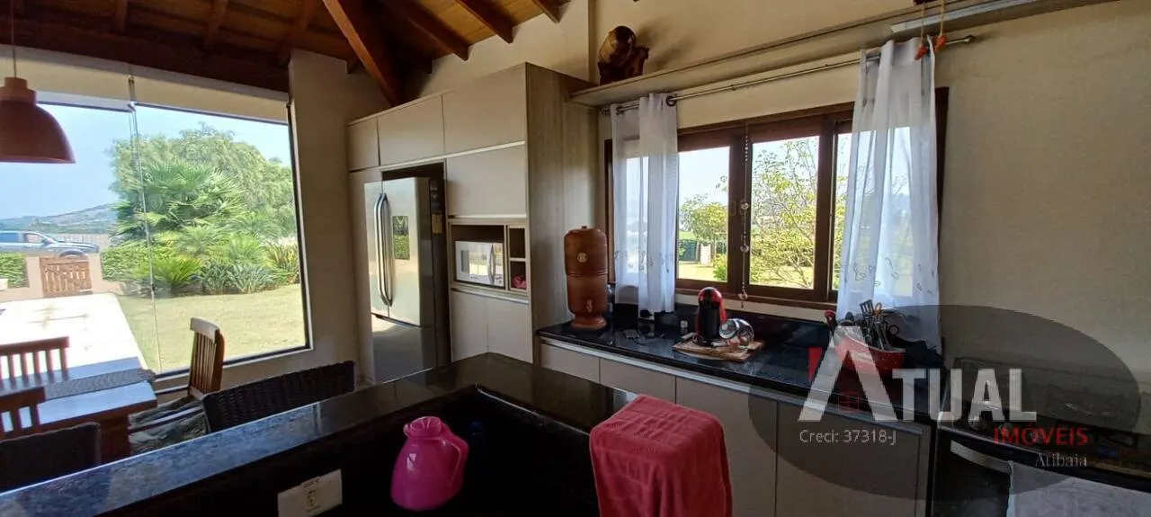Casa à venda de 2.000 m² em Piracaia, SP, Brasil