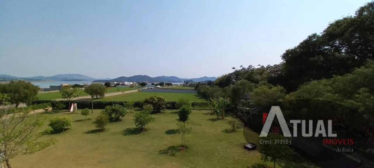 Casa à venda de 2.000 m² em Piracaia, SP, Brasil