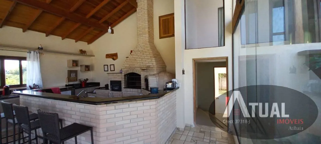Casa à venda de 2.000 m² em Piracaia, SP, Brasil