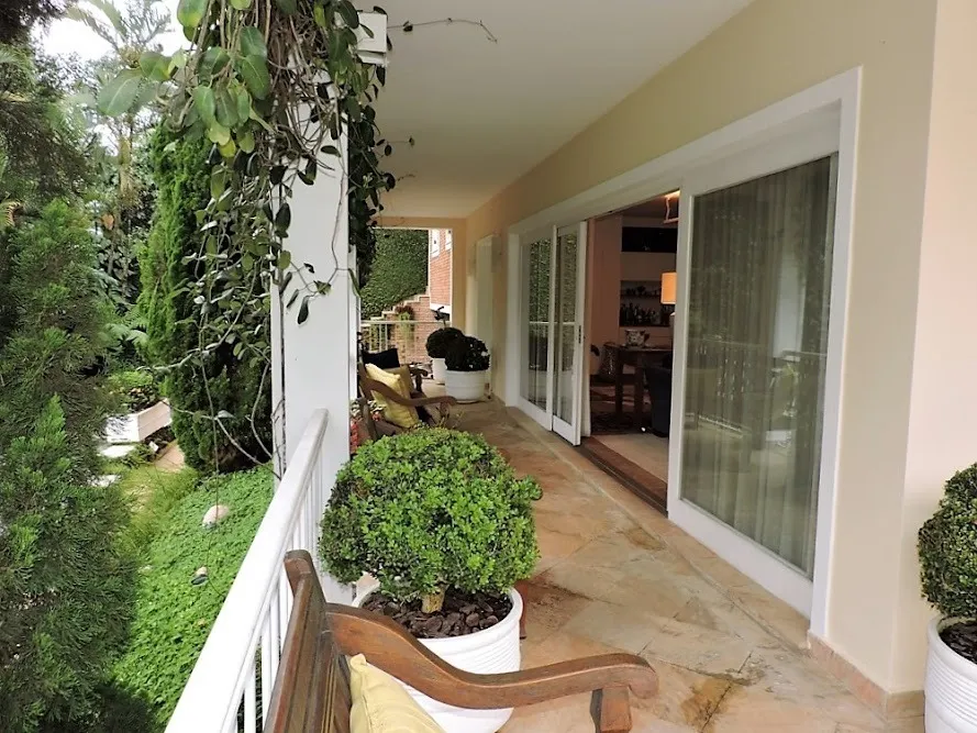Casa à venda de 798 m² em Carapicuíba, SP, Brasil
