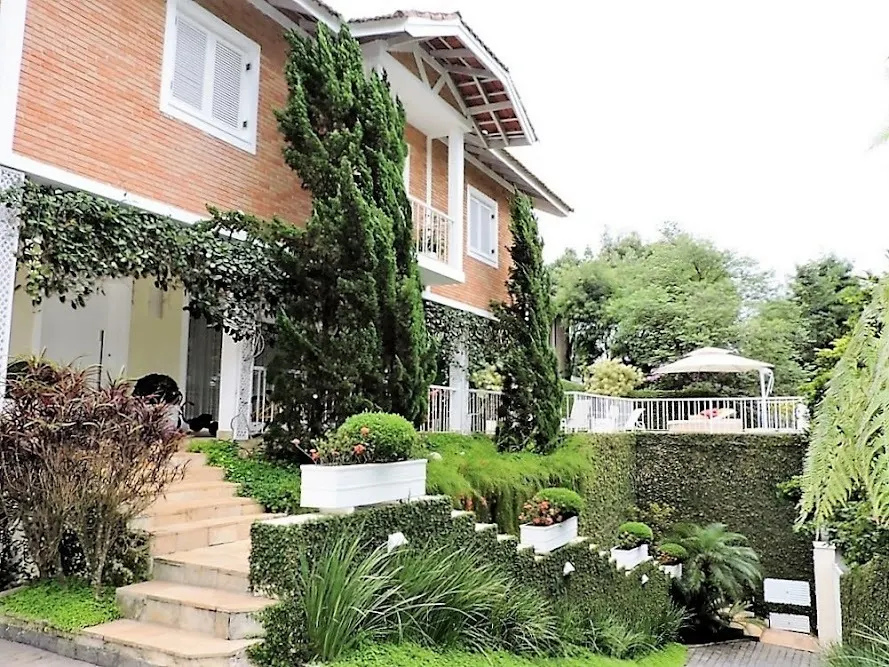 Casa à venda de 798 m² em Carapicuíba, SP, Brasil