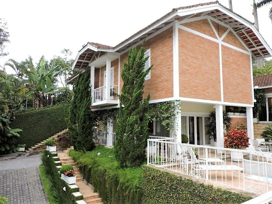 Casa à venda de 798 m² em Carapicuíba, SP, Brasil