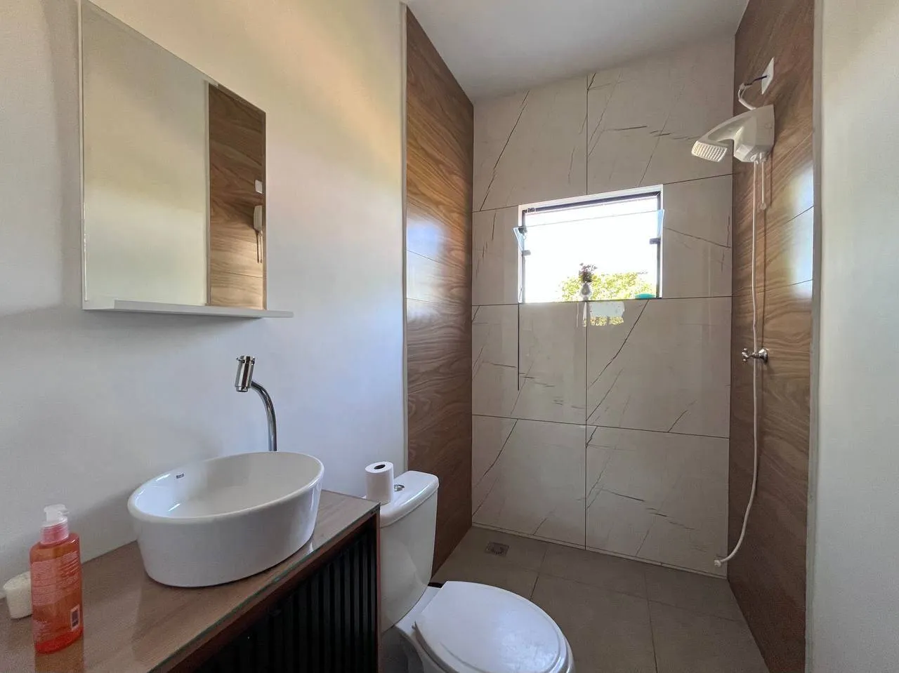 Country home for sale of 1,000 m² in Piraju, SP, Brazil