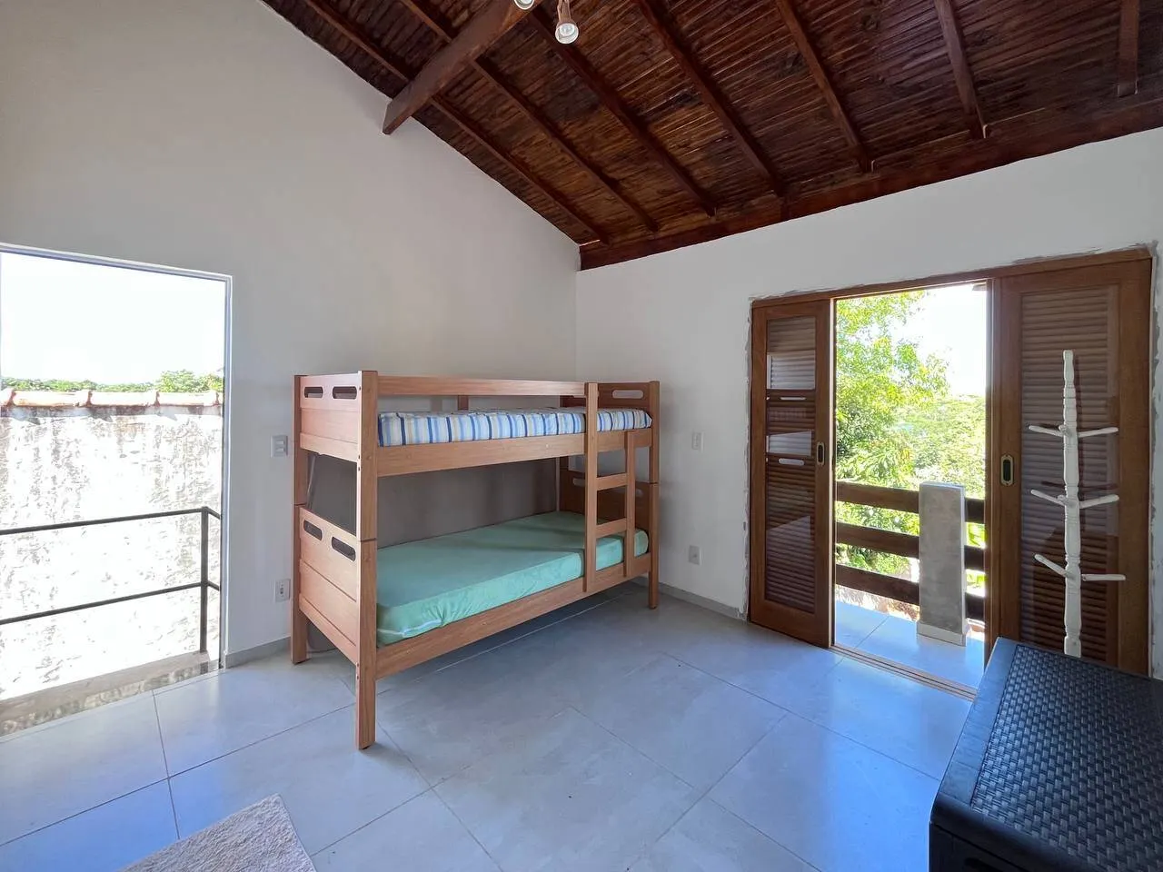 Country home for sale of 1,000 m² in Piraju, SP, Brazil