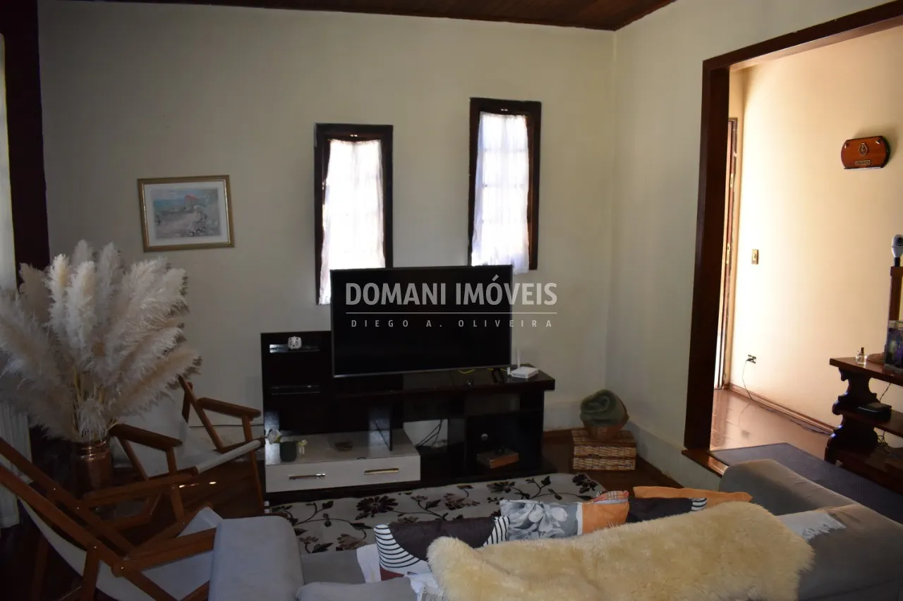 Casa à venda e para Alugar de 360 m² em Campos do Jordão, SP, Brasil