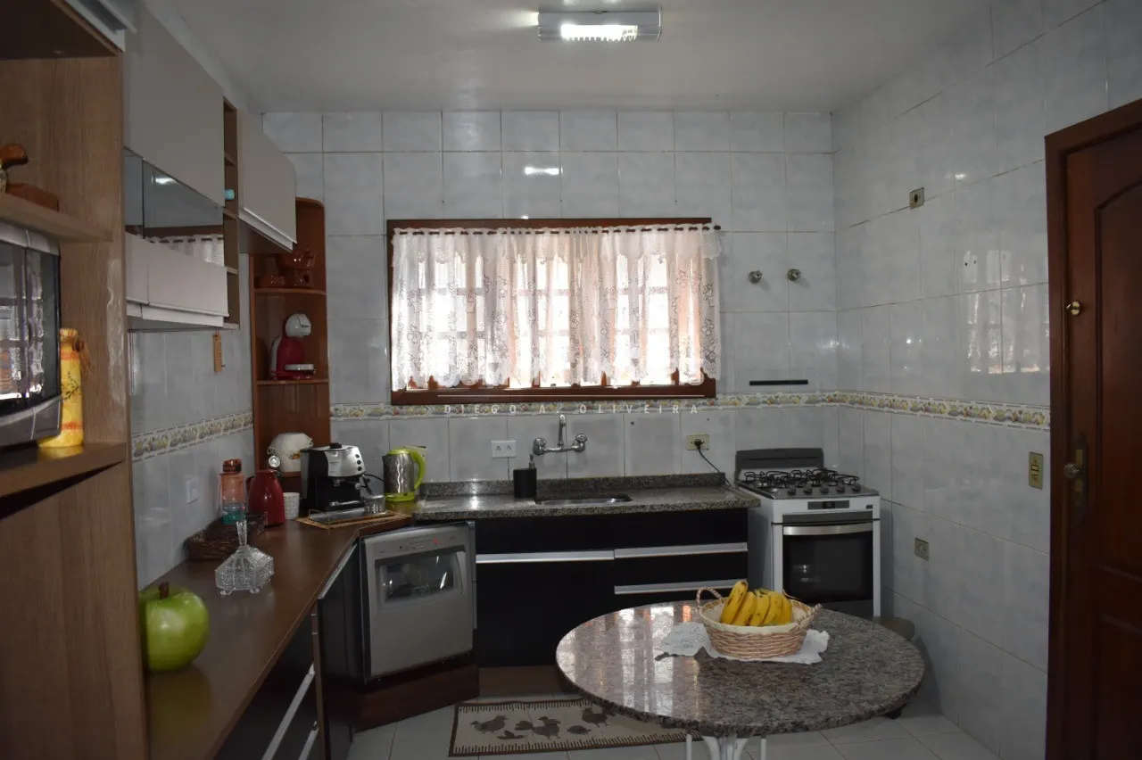 Casa à venda e para Alugar de 360 m² em Campos do Jordão, SP, Brasil