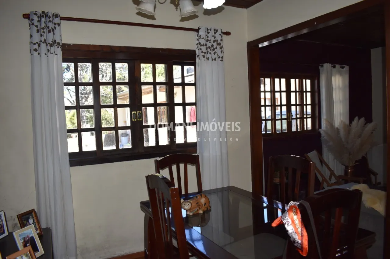 Casa à venda e para Alugar de 360 m² em Campos do Jordão, SP, Brasil