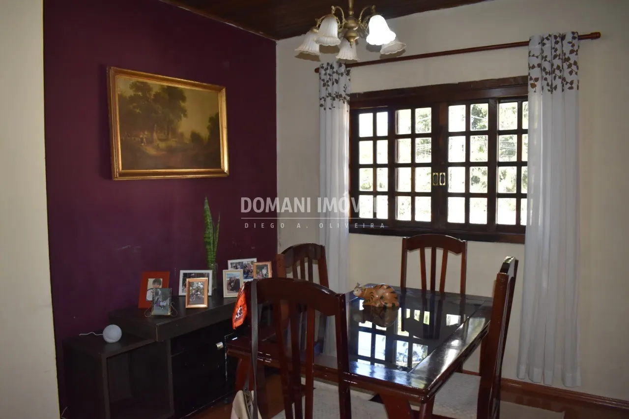 Casa à venda e para Alugar de 360 m² em Campos do Jordão, SP, Brasil