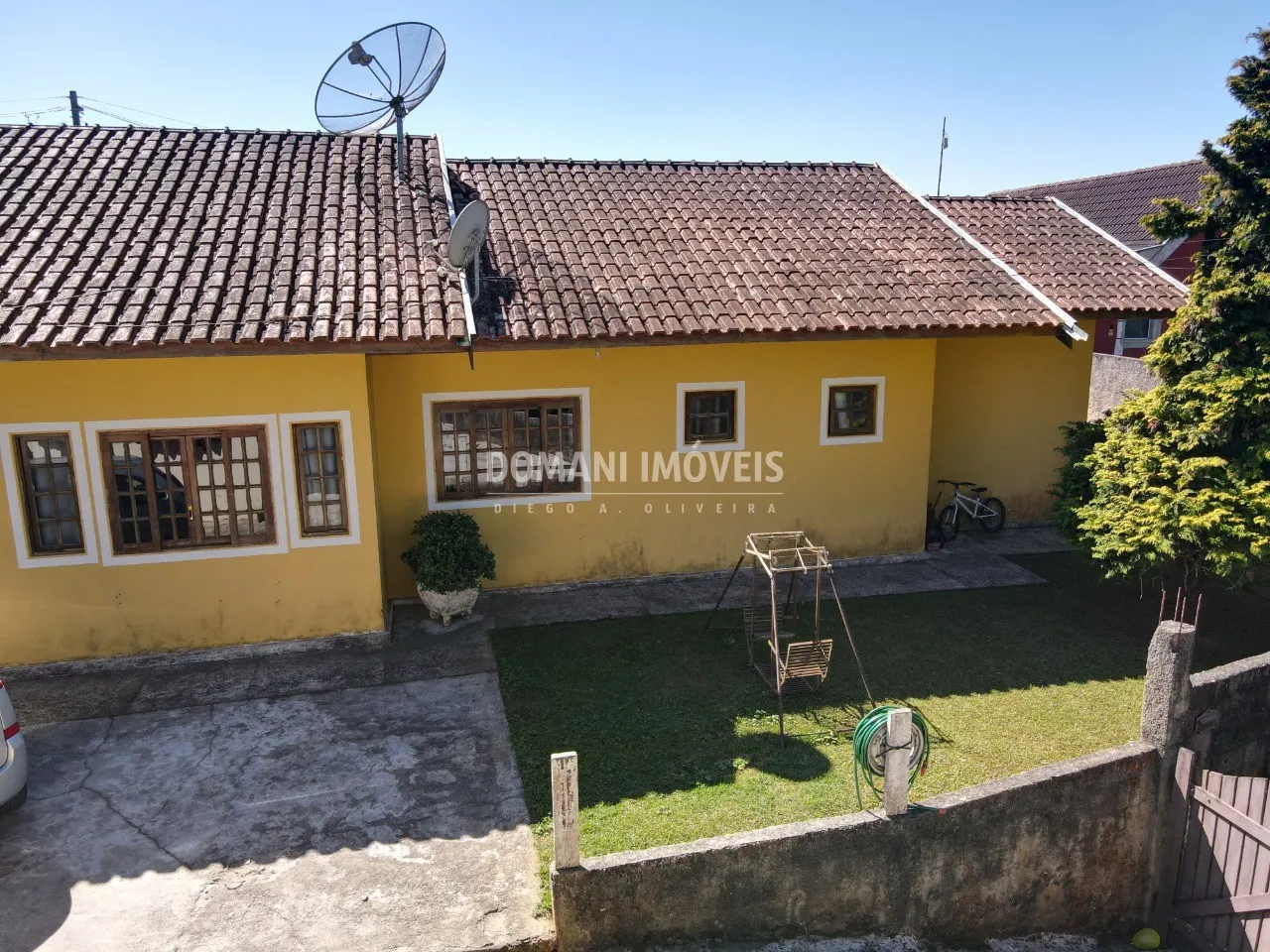 Casa à venda e para Alugar de 360 m² em Campos do Jordão, SP, Brasil