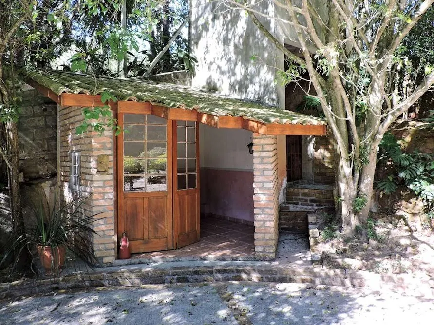 Casa à venda de 5.423 m² em Embu das Artes, SP, Brasil