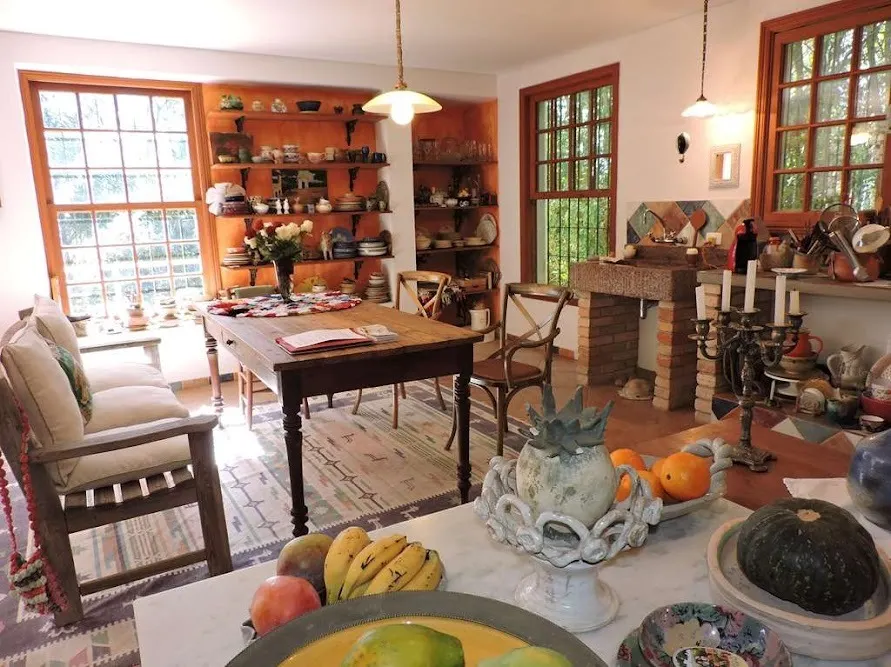 Casa à venda de 5.423 m² em Embu das Artes, SP, Brasil