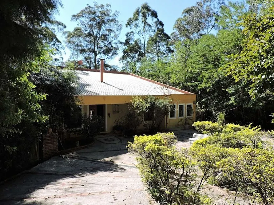 Casa à venda de 5.423 m² em Embu das Artes, SP, Brasil