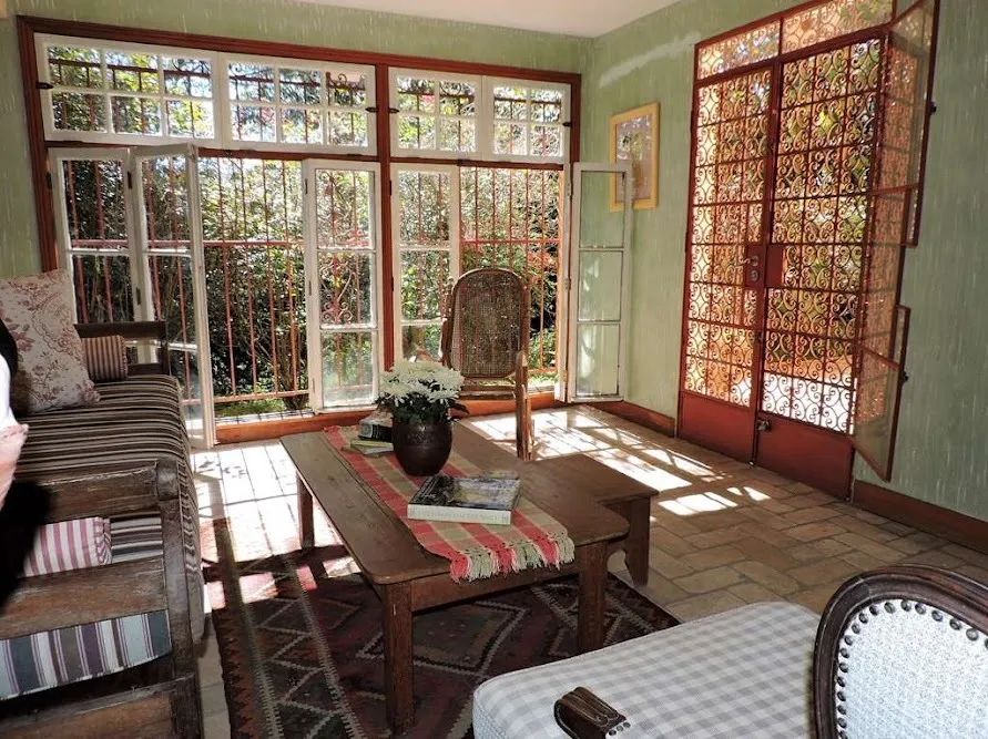 Casa à venda de 5.423 m² em Embu das Artes, SP, Brasil