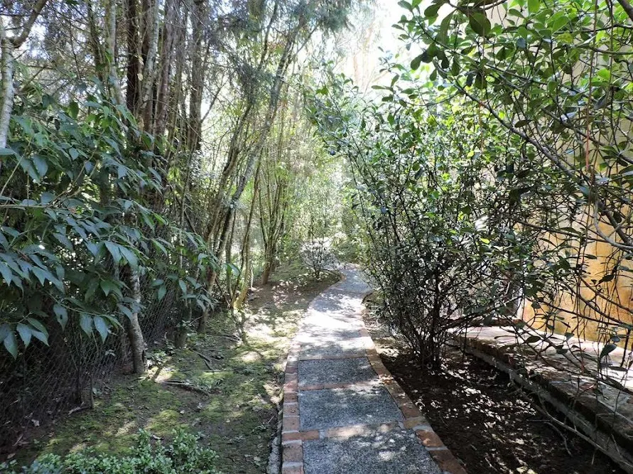 Casa à venda de 5.423 m² em Embu das Artes, SP, Brasil