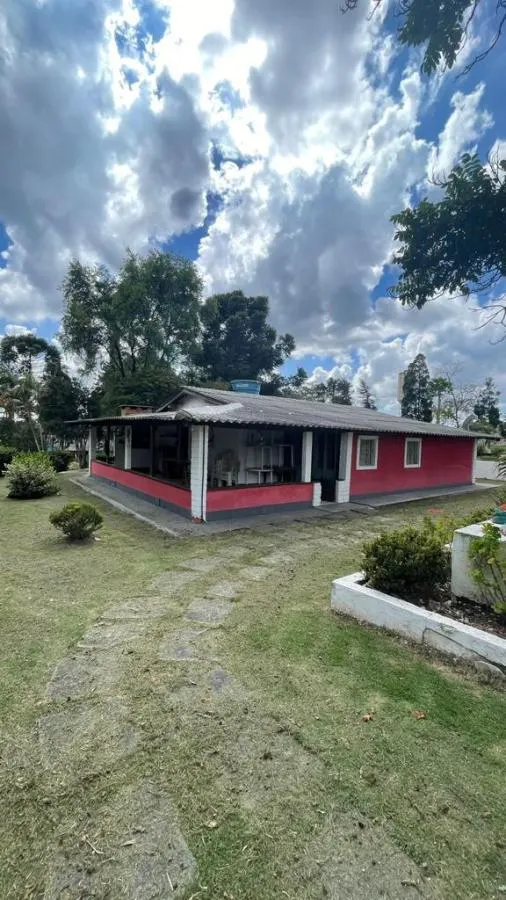 Chácara à venda de 8.300 m² em Alumínio, SP, Brasil