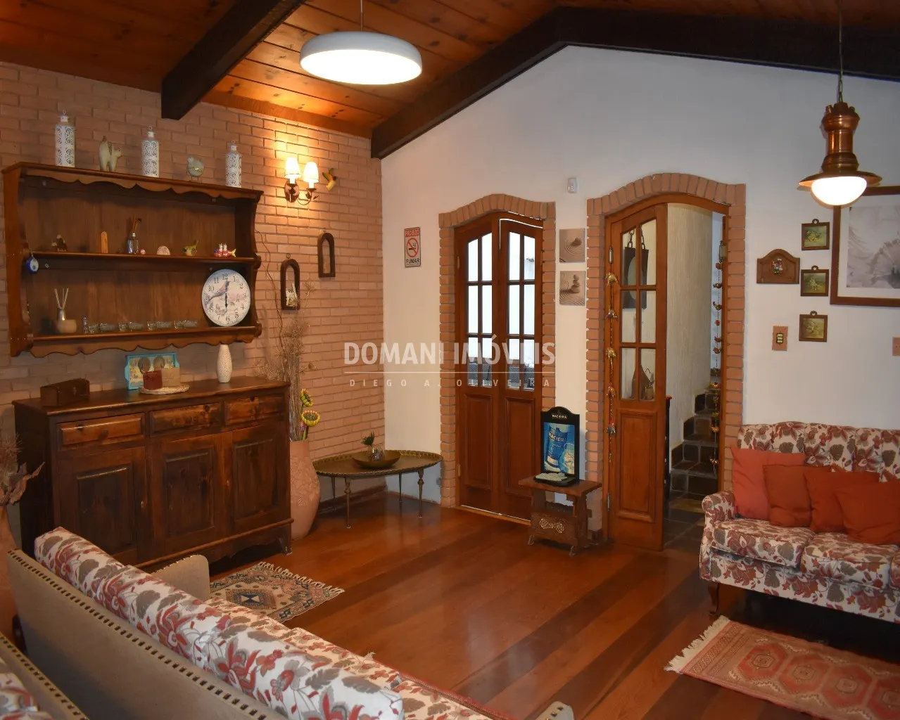 Casa à venda de 1.500 m² em Campos do Jordão, SP, Brasil