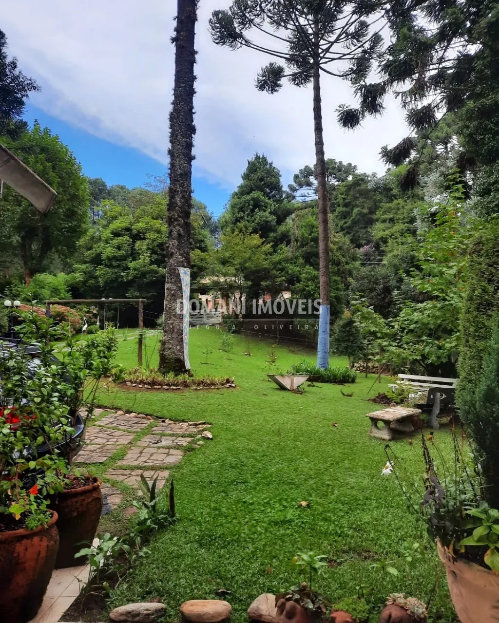 Casa à venda de 1.500 m² em Campos do Jordão, SP, Brasil