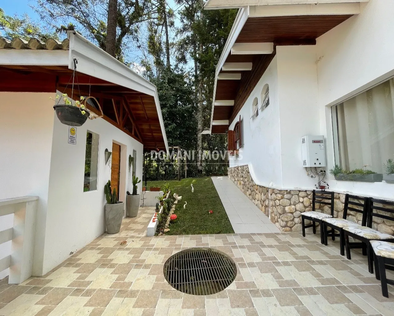 Casa à venda de 1.500 m² em Campos do Jordão, SP, Brasil