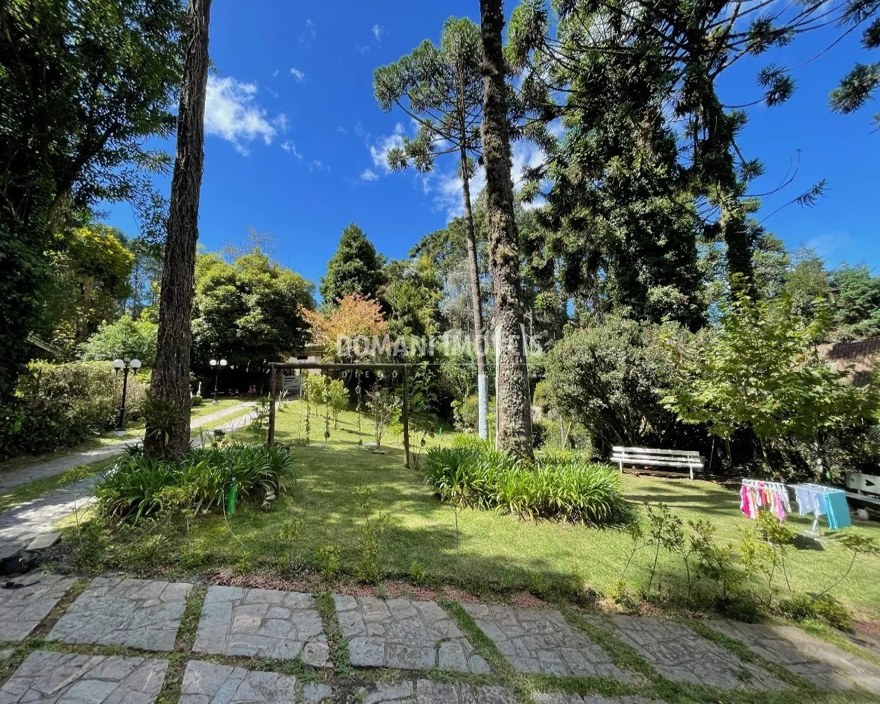 Casa à venda de 1.500 m² em Campos do Jordão, SP, Brasil