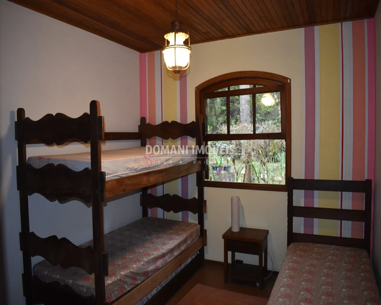 Casa à venda de 1.500 m² em Campos do Jordão, SP, Brasil