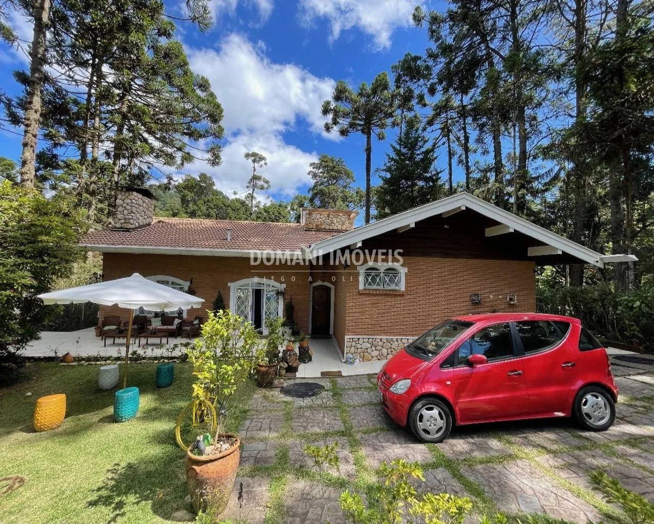 Casa à venda de 1.500 m² em Campos do Jordão, SP, Brasil