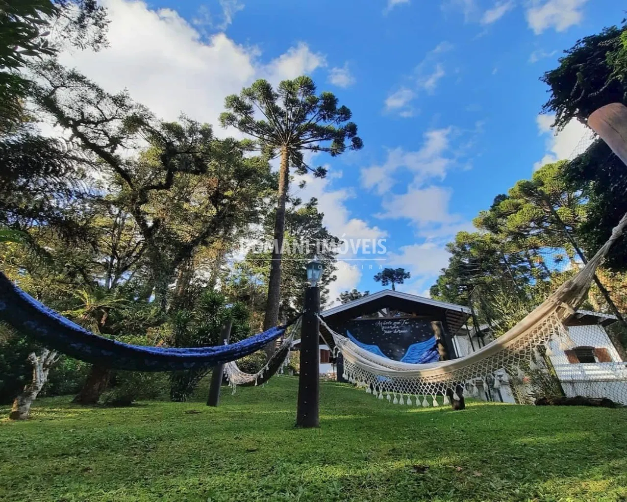 Casa à venda de 1.500 m² em Campos do Jordão, SP, Brasil