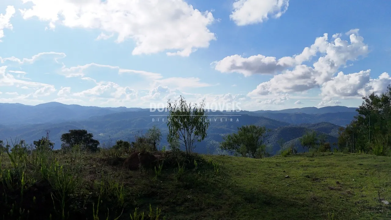 Terreno à venda de 5.240 m² em Campos do Jordão, SP, Brasil