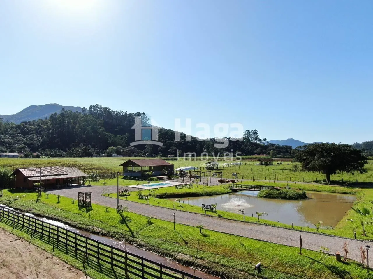 Fazenda à venda de 4.500 m² em Tijucas, SC, Brasil