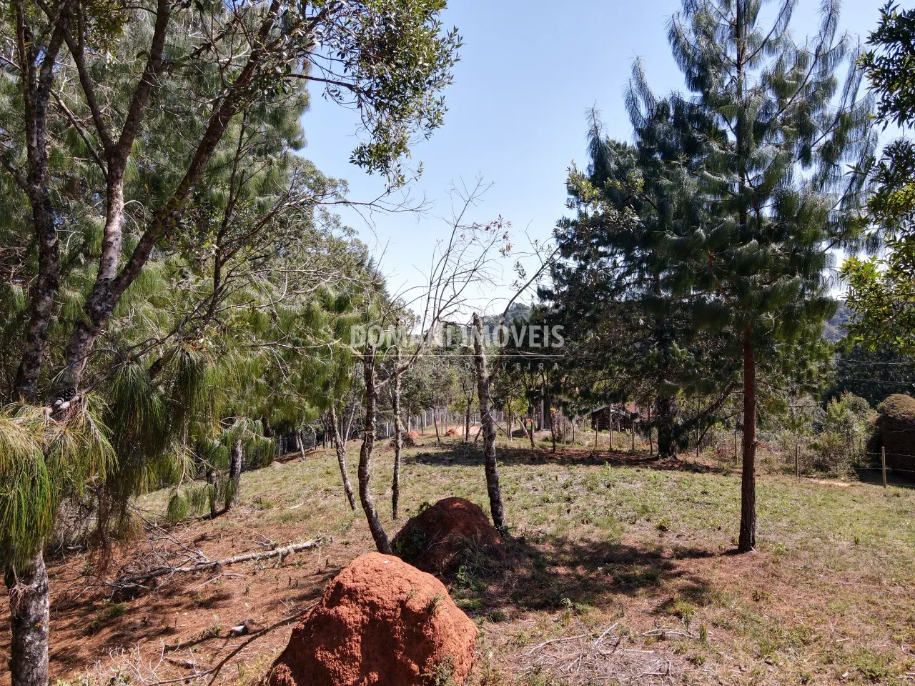 Terreno à venda de 1.680 m² em Campos do Jordão, SP, Brasil