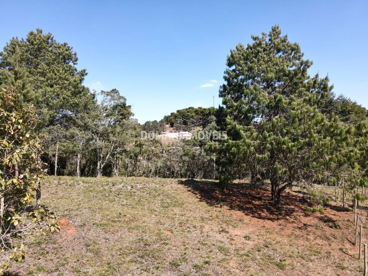 Terreno à venda de 1.680 m² em Campos do Jordão, SP, Brasil