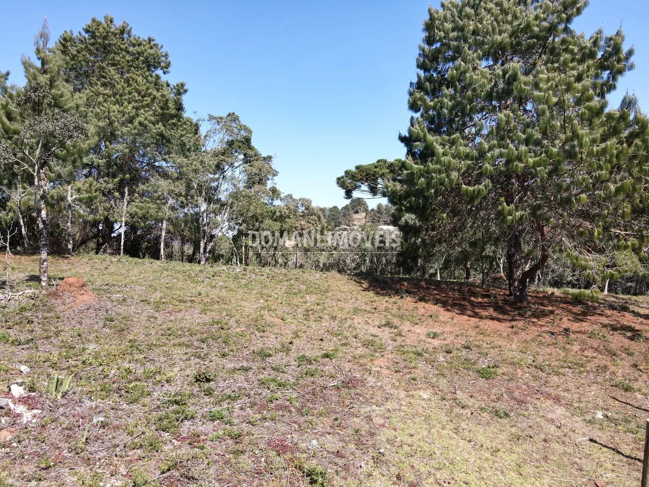 Terreno à venda de 1.680 m² em Campos do Jordão, SP, Brasil