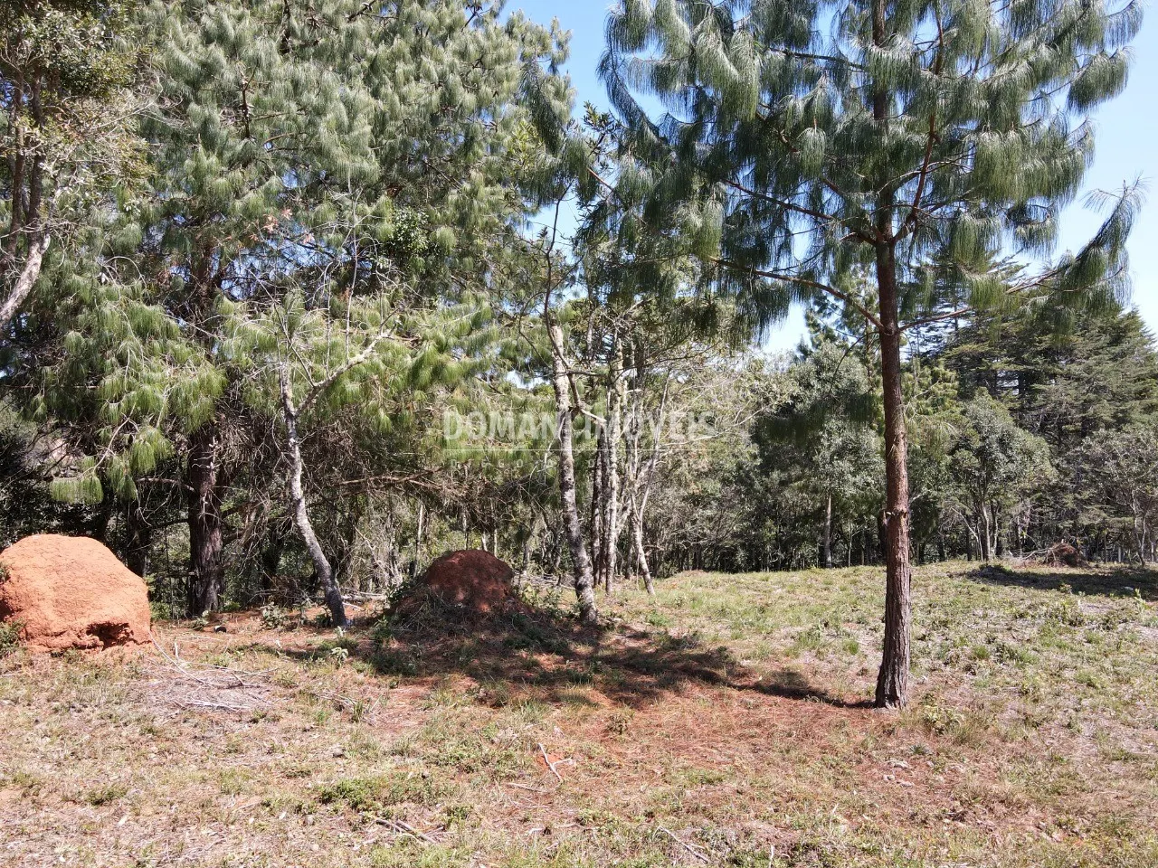 Terreno à venda de 1.680 m² em Campos do Jordão, SP, Brasil