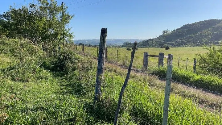 Chácara à venda de 1.500 m² em Santo Antônio da Patrulha, RS, Brasil