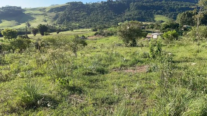 Chácara à venda de 1.500 m² em Santo Antônio da Patrulha, RS, Brasil