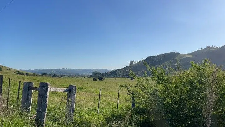 Chácara à venda de 1.500 m² em Santo Antônio da Patrulha, RS, Brasil