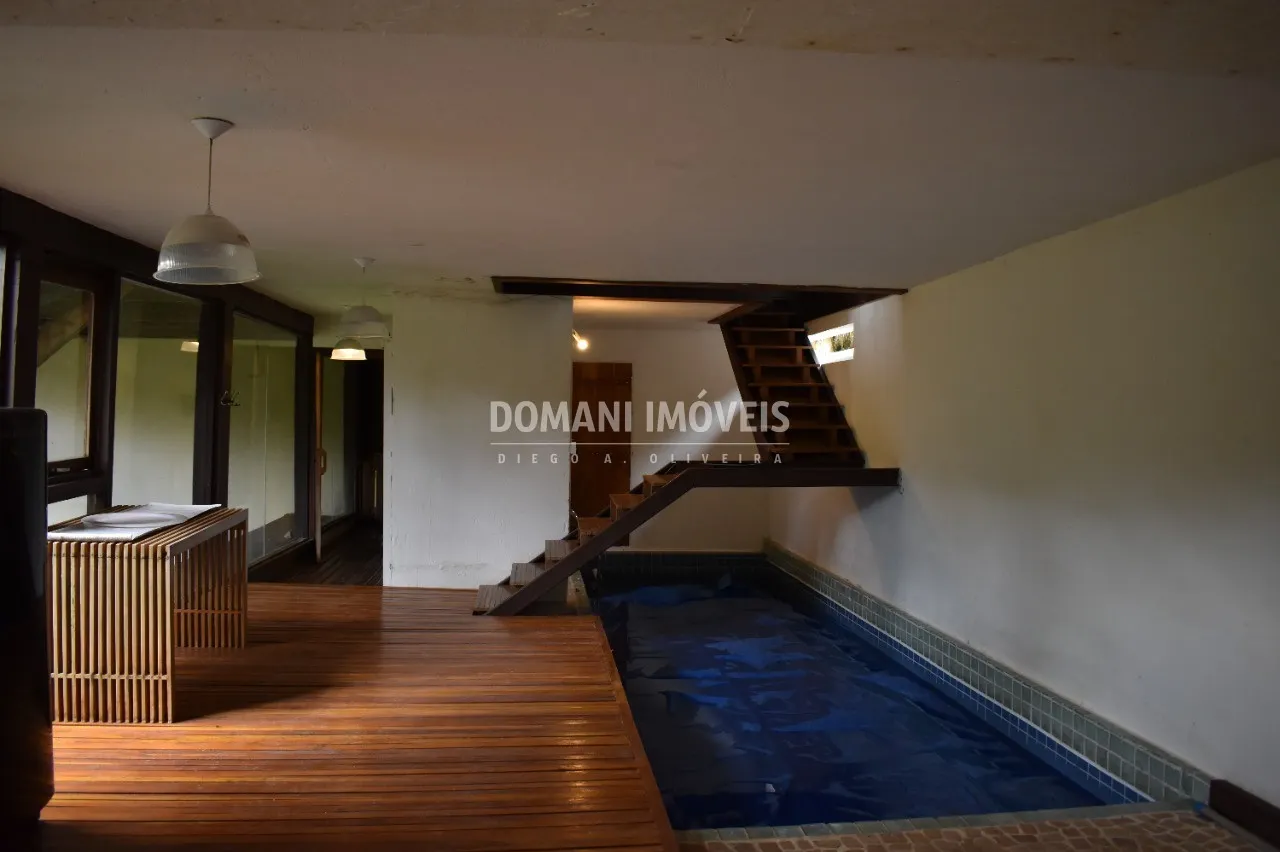 Casa à venda de 1.600 m² em Campos do Jordão, SP, Brasil