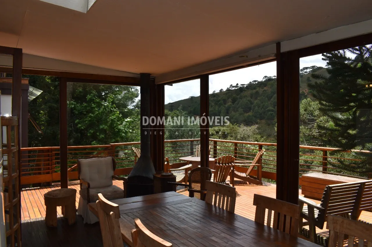 Casa à venda de 1.600 m² em Campos do Jordão, SP, Brasil