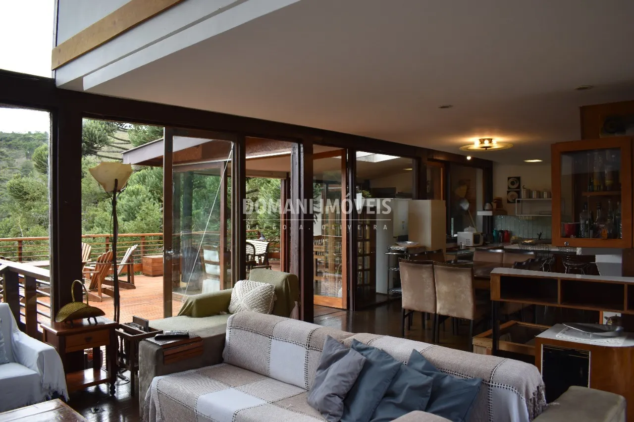 Casa à venda de 1.600 m² em Campos do Jordão, SP, Brasil