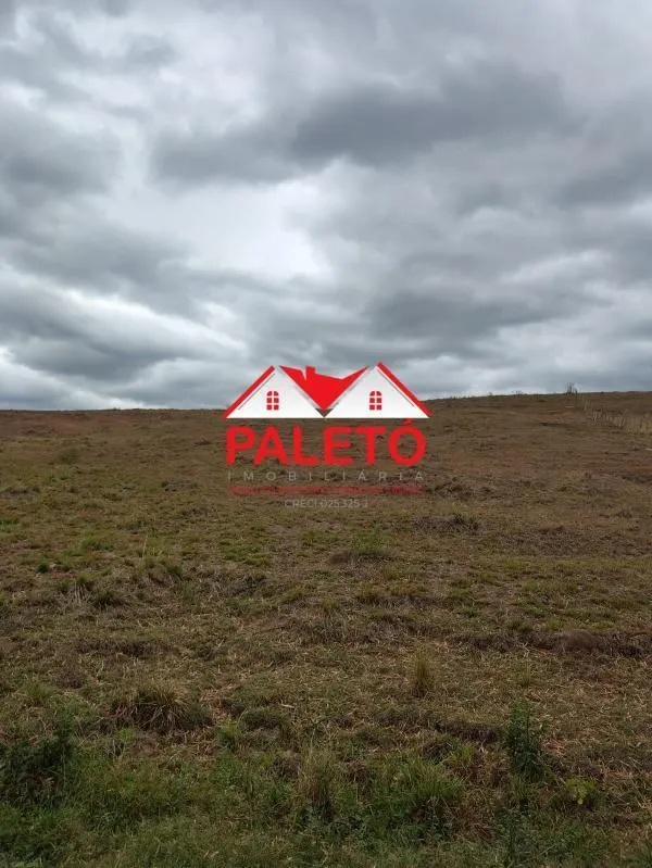 Sítio à venda de 5 ha em Porangaba, SP, Brasil