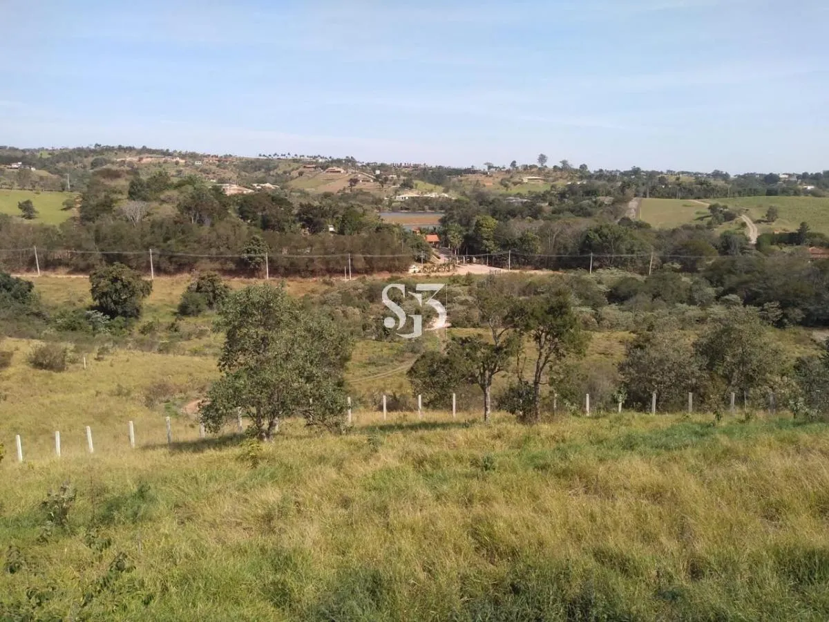 Sítio à venda de 4 ha em Campinas, SP, Brasil