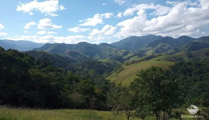 Sítio à venda de 8 ha em São José dos Campos, SP, Brasil