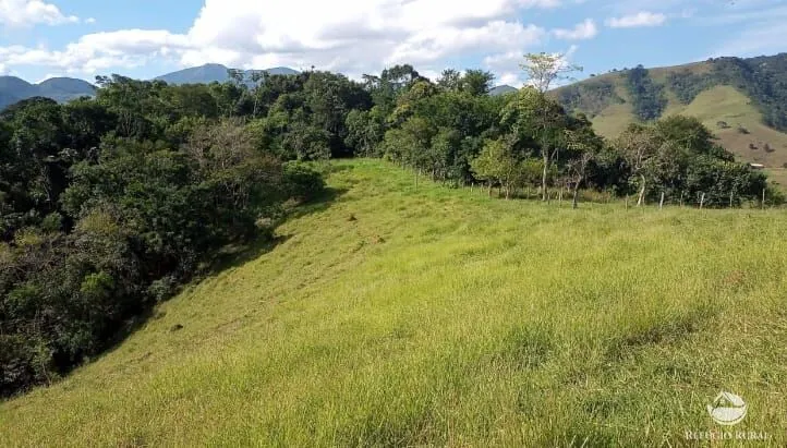 Sítio à venda de 8 ha em São José dos Campos, SP, Brasil