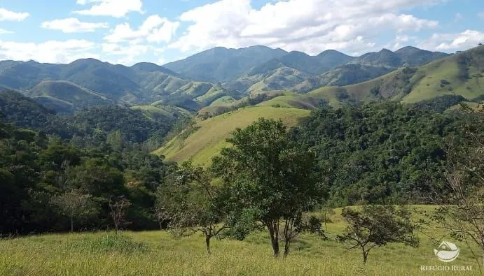 Sítio à venda de 8 ha em São José dos Campos, SP, Brasil