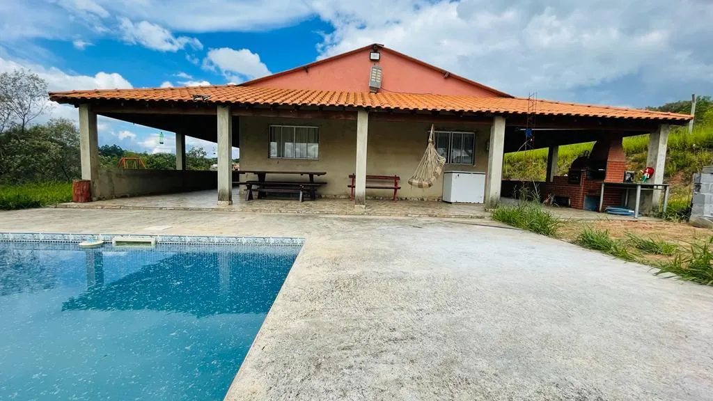 Country home for sale of 3,100 m² in Mairinque, SP, Brazil