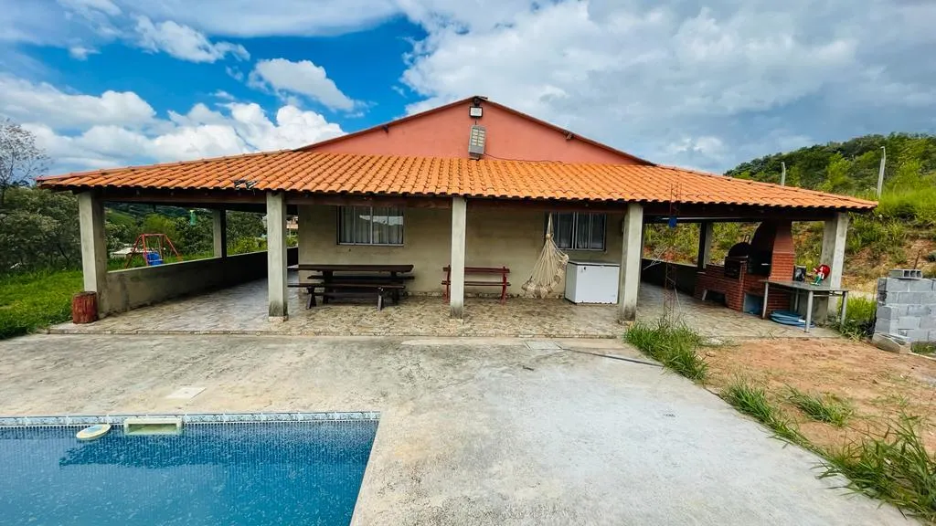 Country home for sale of 3,100 m² in Mairinque, SP, Brazil