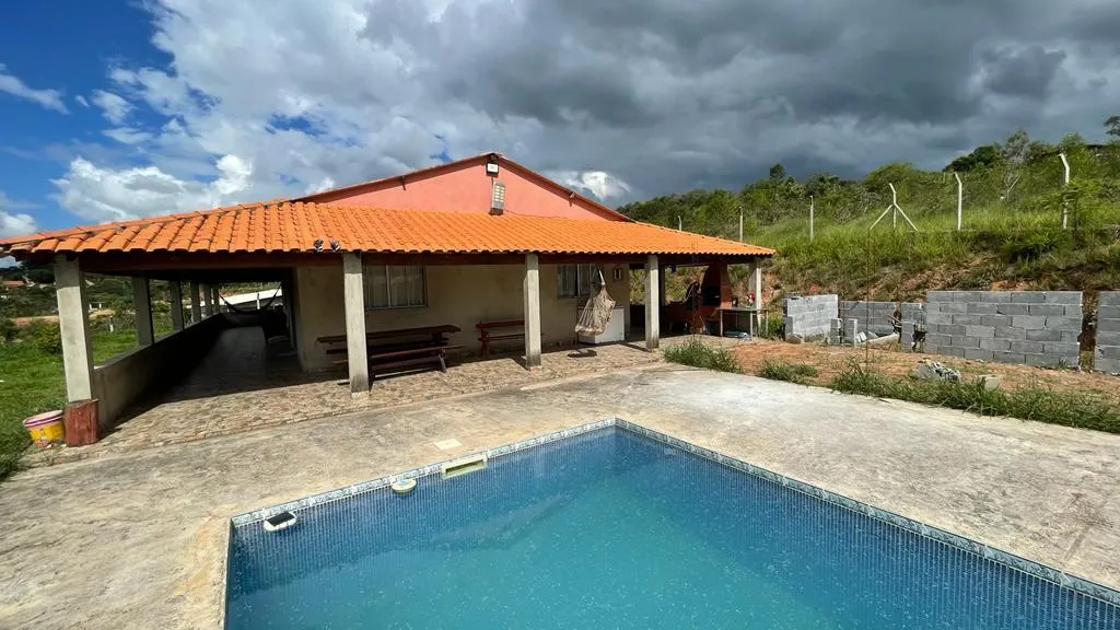 Country home for sale of 3,100 m² in Mairinque, SP, Brazil
