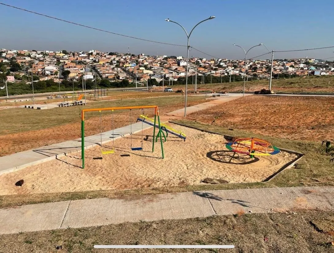 Terreno à venda de 126 m² em Campinas, SP, Brasil