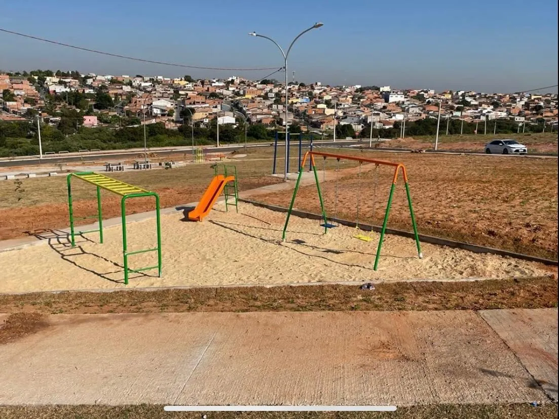 Terreno à venda de 126 m² em Campinas, SP, Brasil
